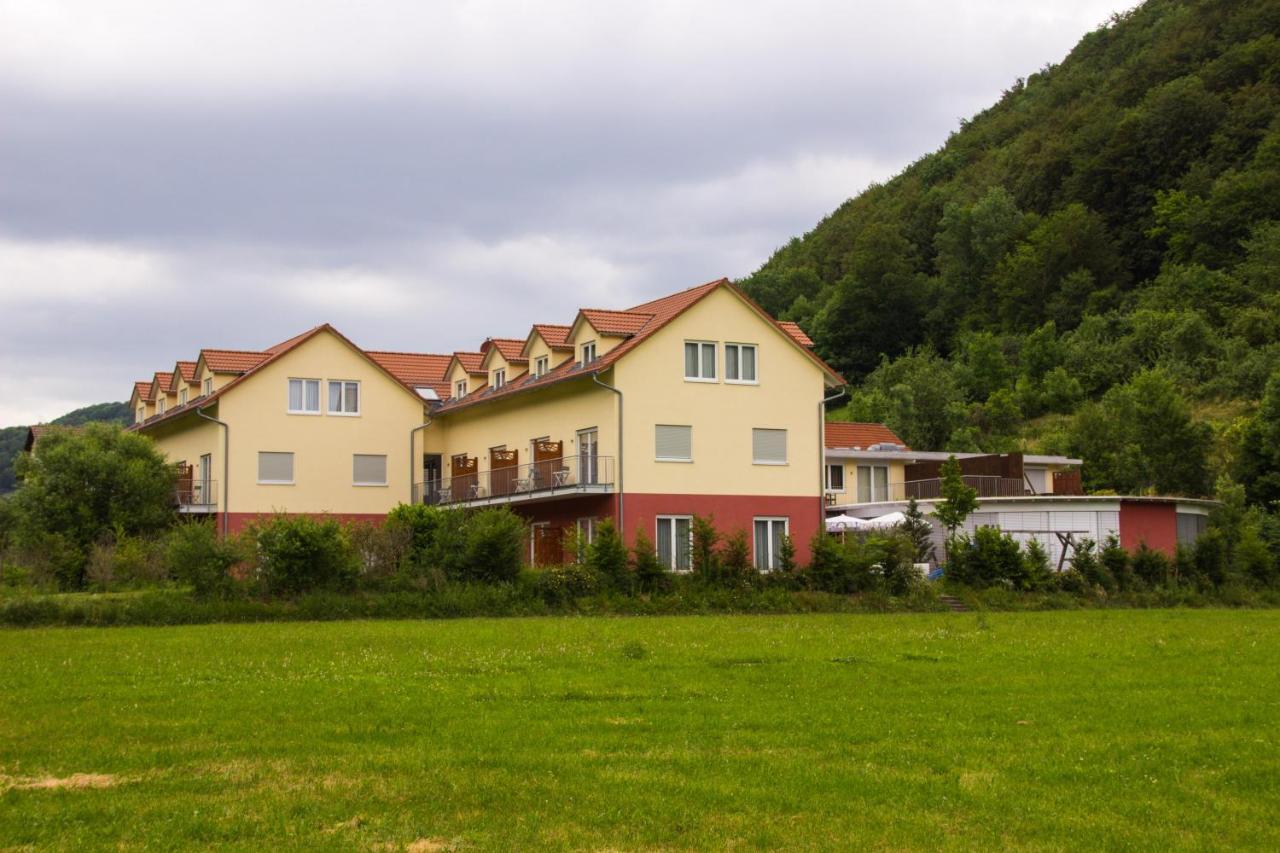 Hotel Restaurant Talblick Bad Ditzenbach Exterior foto